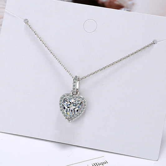 Livia | Damesketting met hartjeshanger en fonkelende steentjes