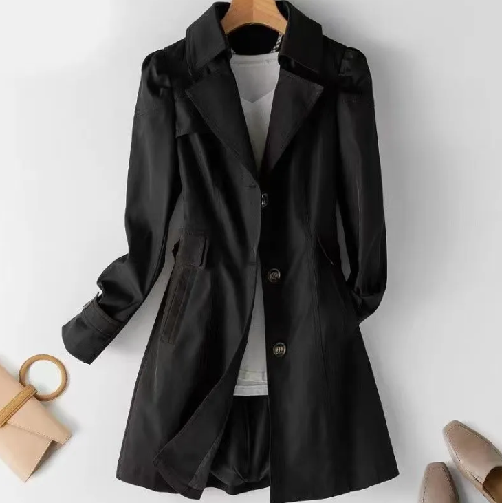 Klara | Dames trenchcoat met reverskraag en knoopsluiting