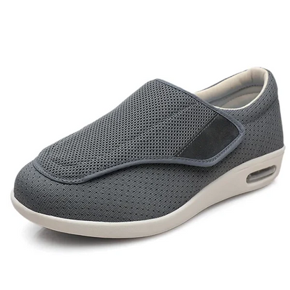 Schoenen voor brede voeten | Ruime opening en klittenbandsluiting