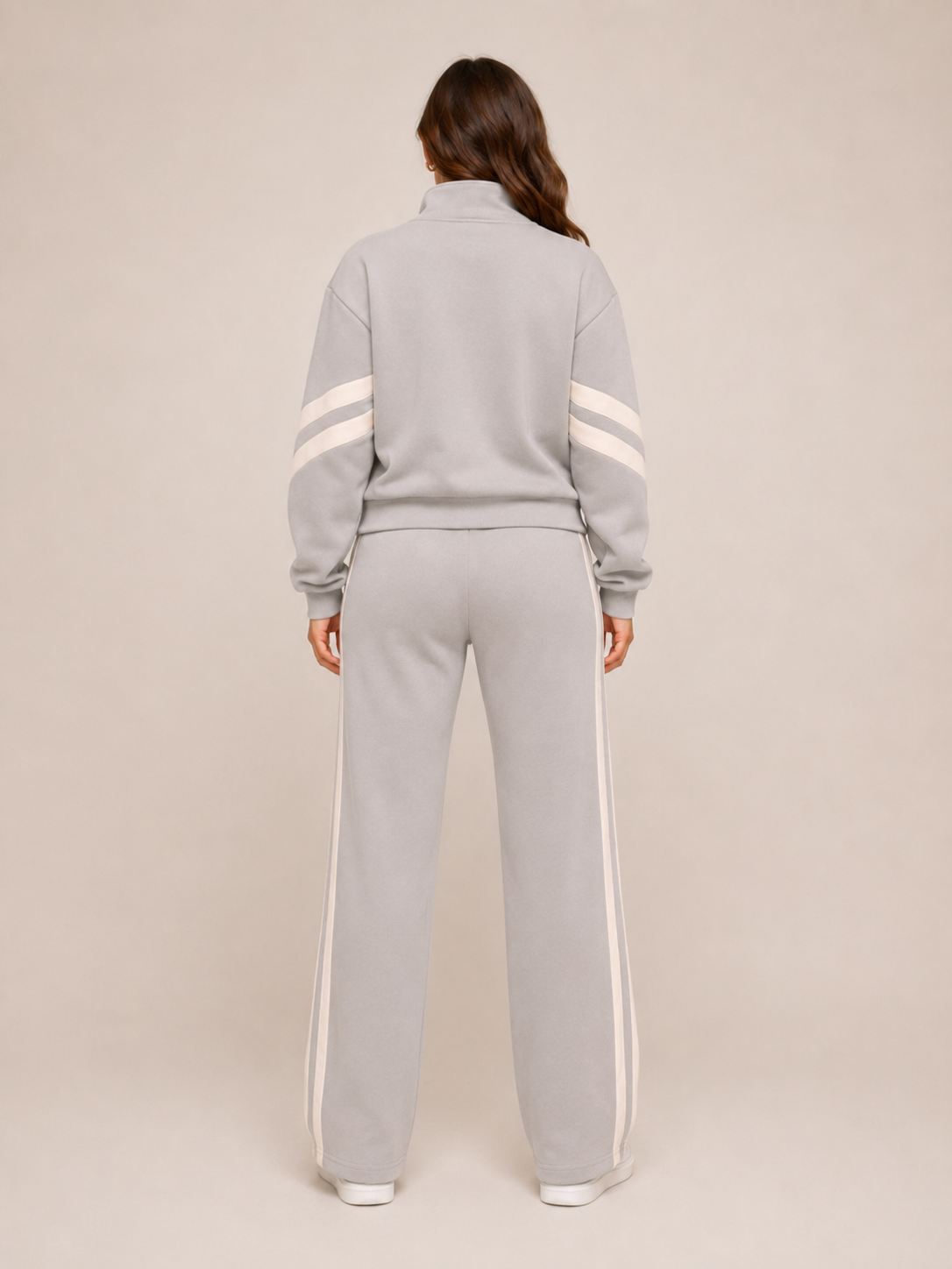 Joggingpak voor dames met kort vest en wijde broek | Irene