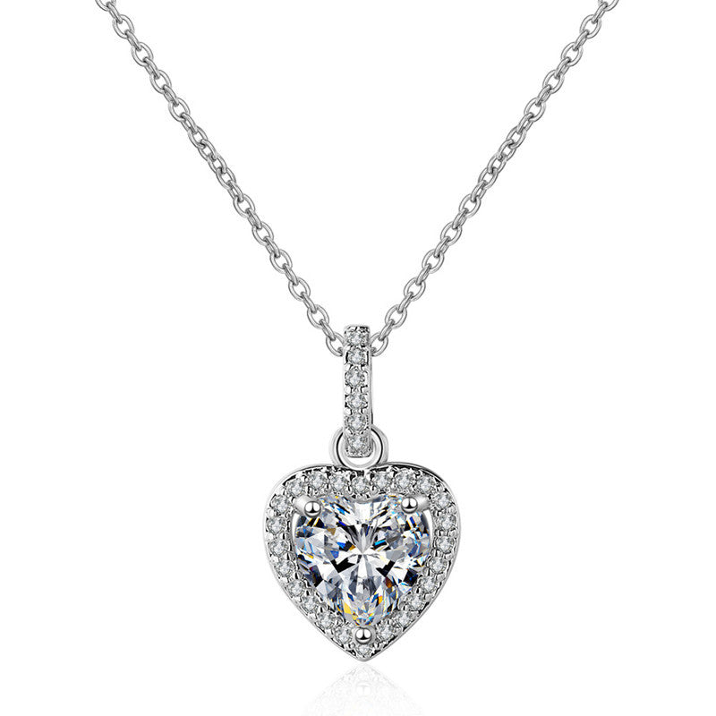 Livia | Damesketting met hartjeshanger en fonkelende steentjes