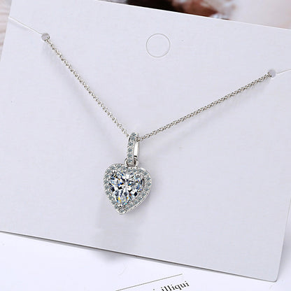 Livia | Damesketting met hartjeshanger en fonkelende steentjes
