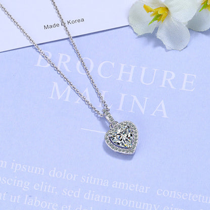 Livia | Damesketting met hartjeshanger en fonkelende steentjes