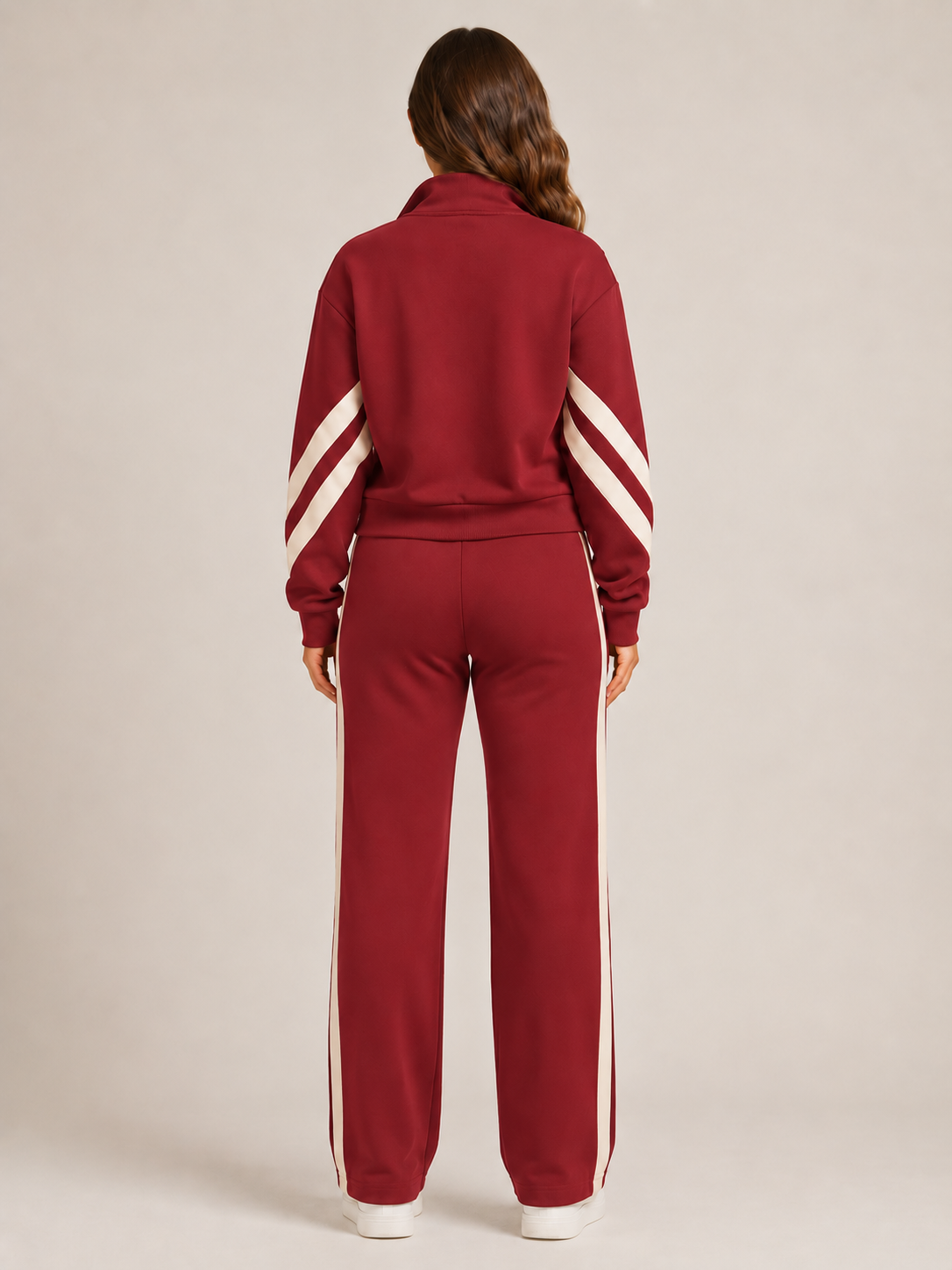 Joggingpak voor dames met kort vest en wijde broek | Irene