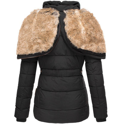 Maren | Getailleerde winterparka voor dames met capuchon