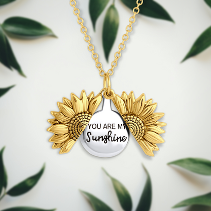 Tanya | Ketting met zonnebloem en “You Are My Sunshine”